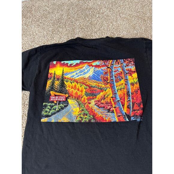 In-&-Out Colorado T-shirt Tee black graphic men's SZ MD - Flawed - Picture 5 of 9